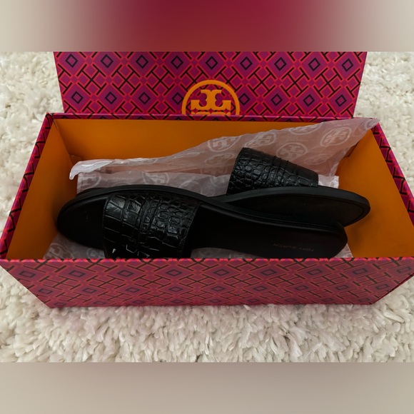 Tory Burch Everly Slide - Picture 3 of 3